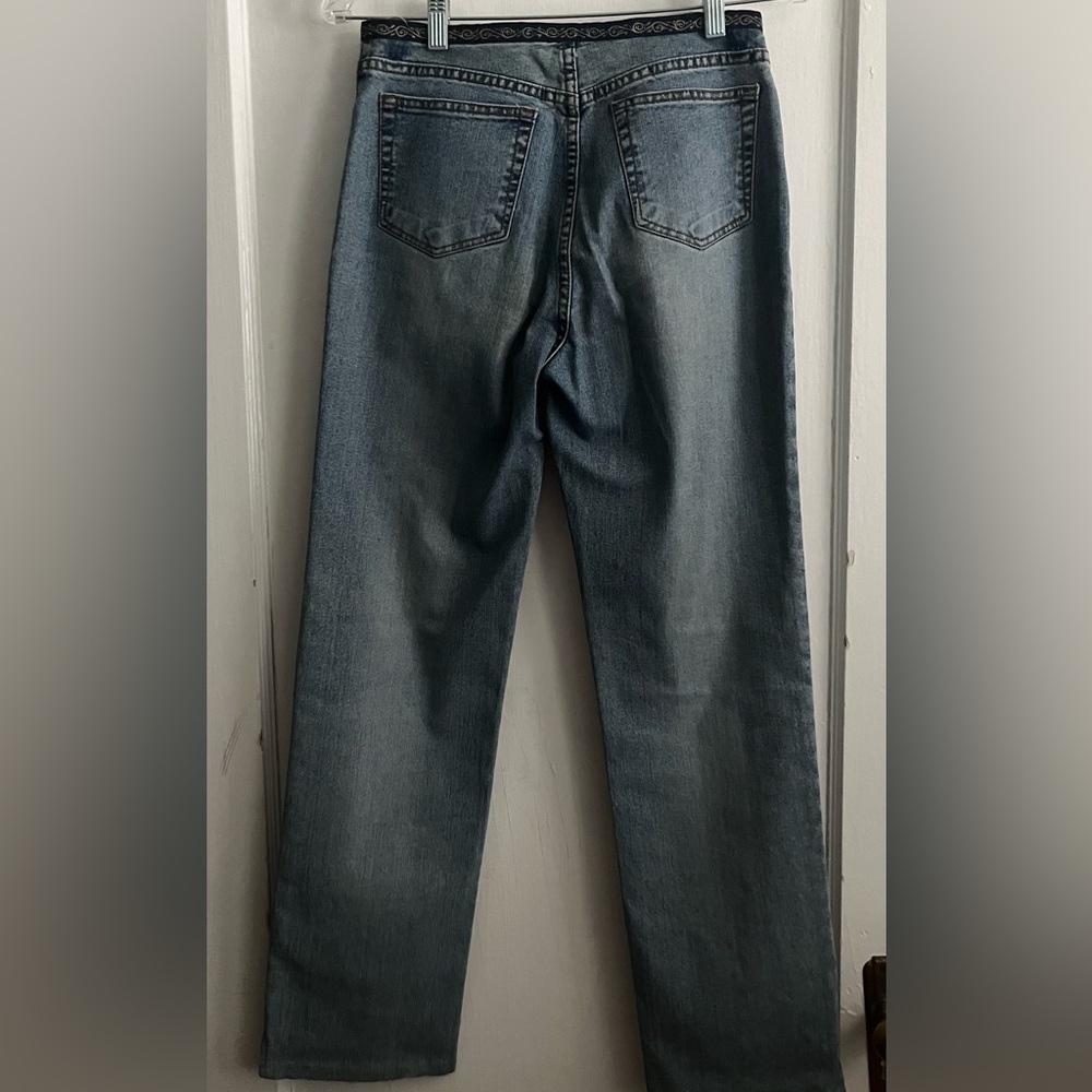 ✨HOST PIC✨ anè 4 Beautiful Embellished Jeans - Picture 8 of 13
